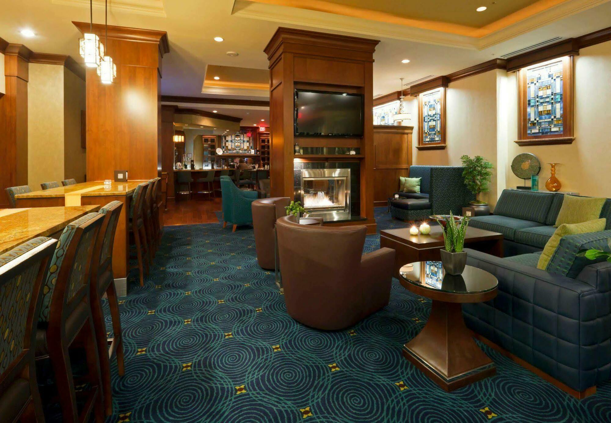 فندق ريزدنس إن سينسيناتي داون تاون/ذا فيلبس المطعم الصورة
